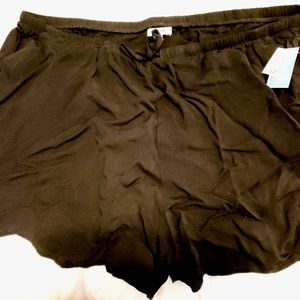 Lightweight tie Shorts NWT